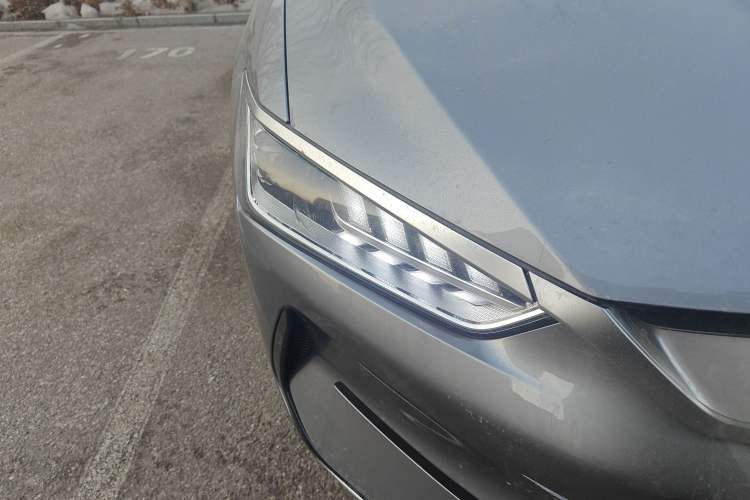 Used BYD Qin PLUS 2021 EV 500KM Luxury Model Right Front Headlight