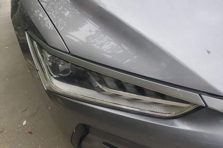Used BYD Qin PLUS 2021 EV 500KM Luxury Model Right Front Headlight