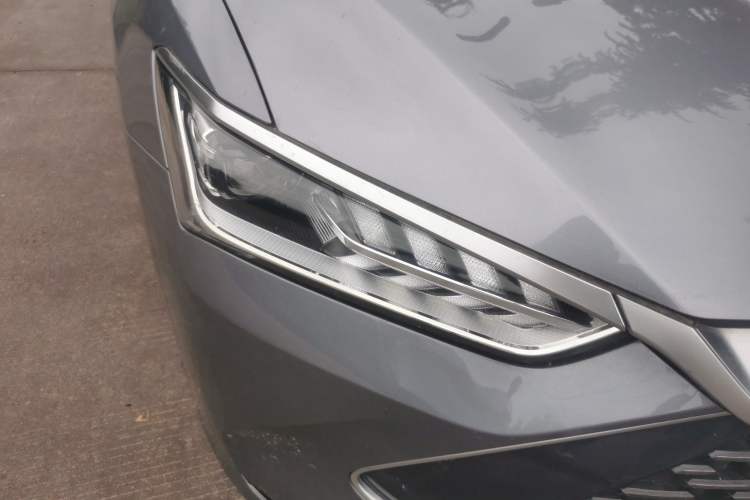 Used BYD Qin PLUS 2021 DM-i 55KM Flagship Model Right Front Headlight
