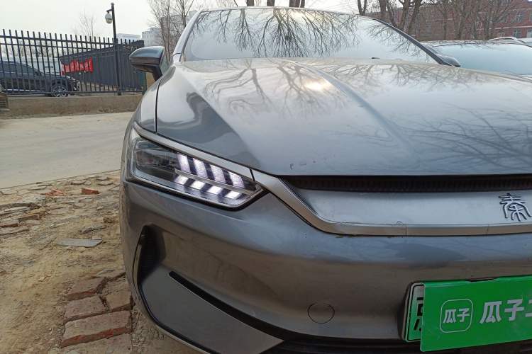 Used BYD Qin PLUS 2021 EV 500KM Premium Model Right Front Headlight