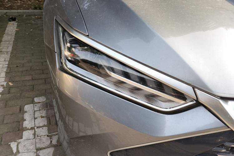 Used BYD Qin PLUS 2021 DM-i 55KM Flagship Model Right Front Headlight