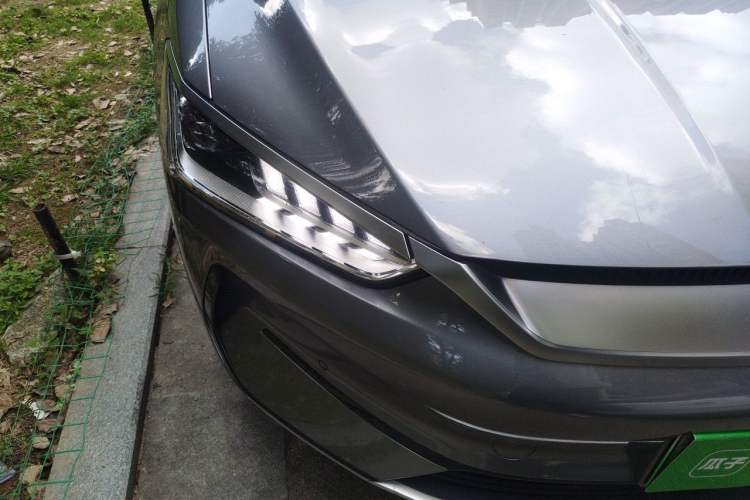 Used BYD Qin PLUS 2021 EV 500KM Premium Model Right Front Headlight