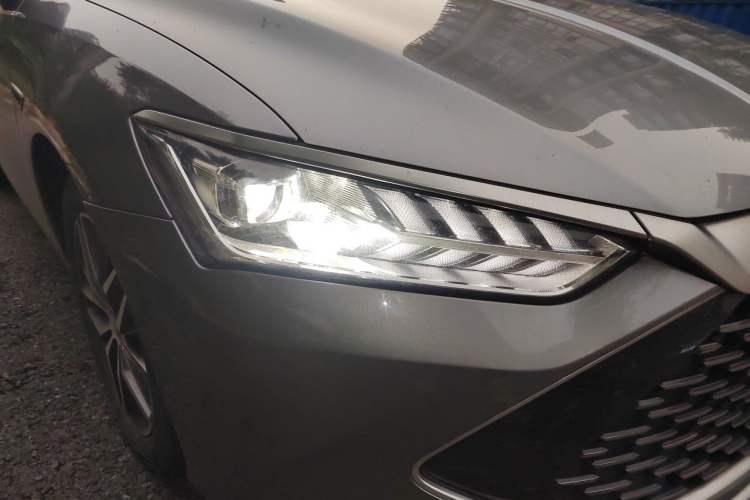 Used BYD Qin PLUS 2021 DM-i 55KM Flagship Model Right Front Headlight