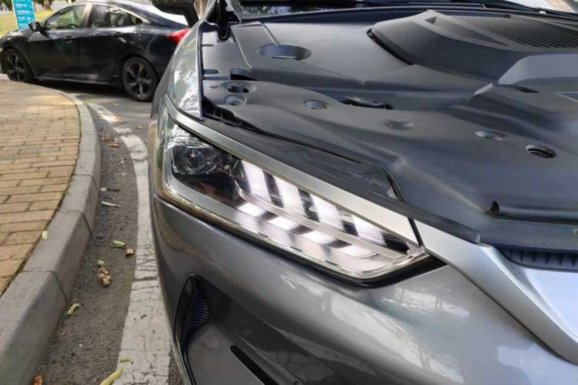 Used BYD Qin PLUS 2021 EV 500KM Premium Model Right Front Headlight