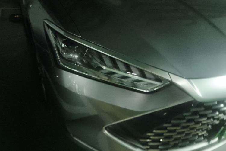 Used BYD Qin PLUS 2021 DM-i 55KM Flagship Model Right Front Headlight
