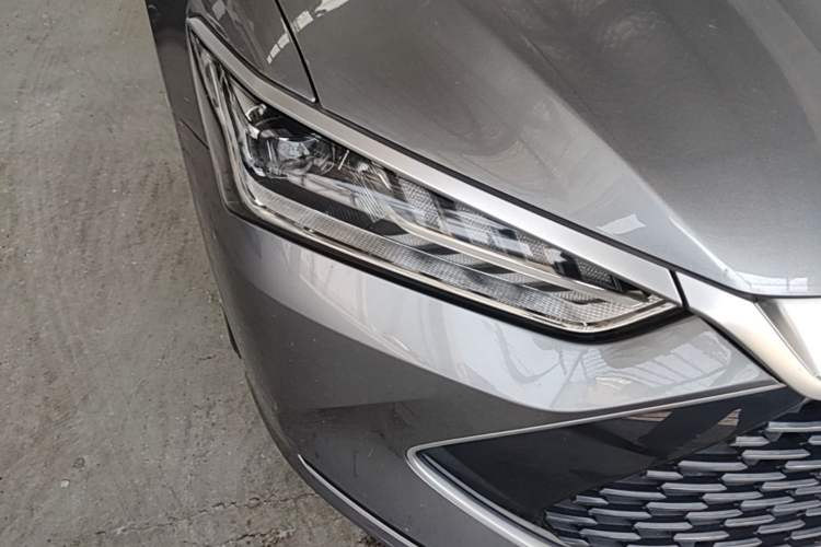 Used BYD Qin PLUS 2021 DM-i 55KM Flagship Model Right Front Headlight