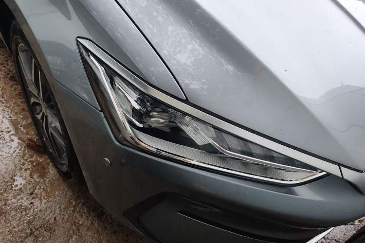 Used BYD Qin PLUS 2021 EV 500KM Luxury Model Right Front Headlight