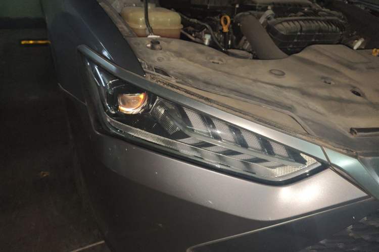 Used BYD Qin PLUS 2021 DM-i 55KM Flagship Model Right Front Headlight