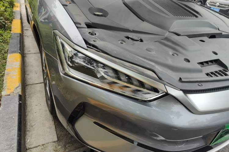 Used BYD Qin PLUS 2021 EV 400KM Luxury Model Right Front Headlight