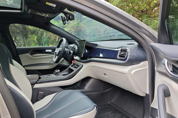 Used BYD Qin PLUS 2021 DM-i 55KM Flagship Model Right Front Seat