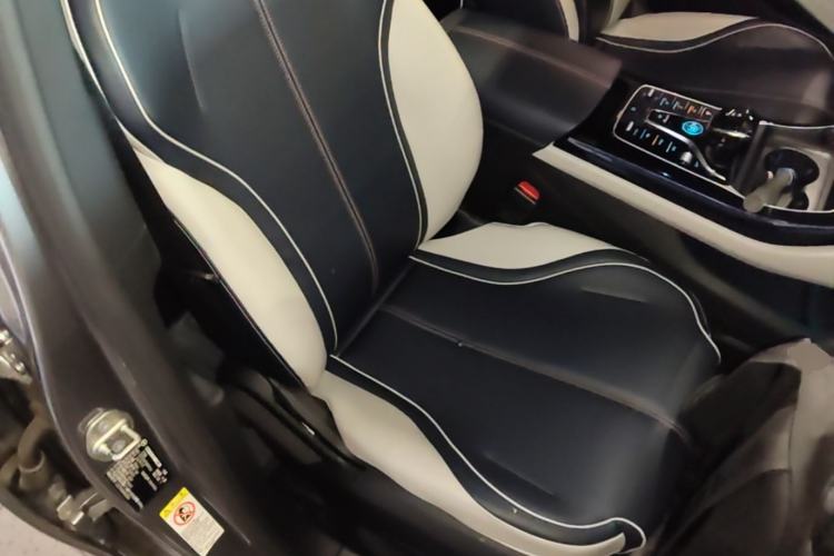Used BYD Qin PLUS 2021 DM-i 120KM Prestige Model Right Front Seat