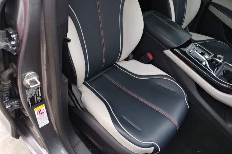 Used BYD Qin PLUS 2021 DM-i 55KM Flagship Model Right Front Seat
