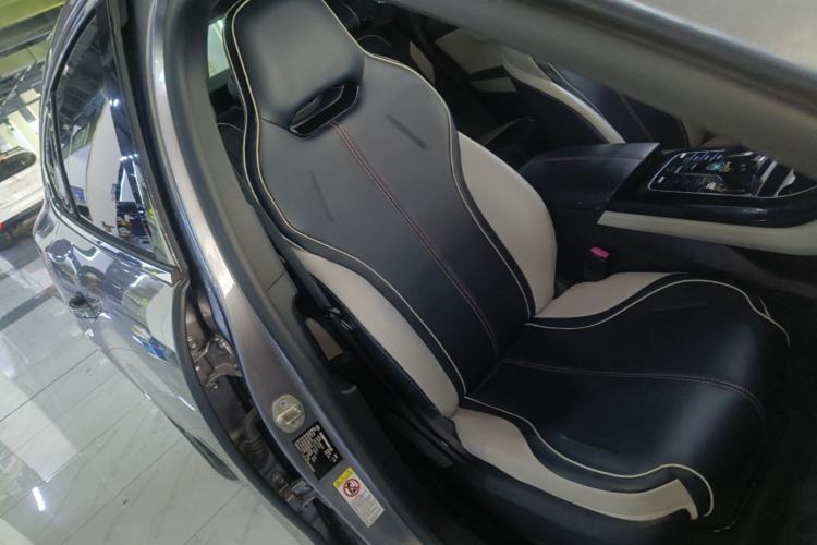 Used BYD Qin PLUS 2021 EV 400KM Luxury Model Right Front Seat