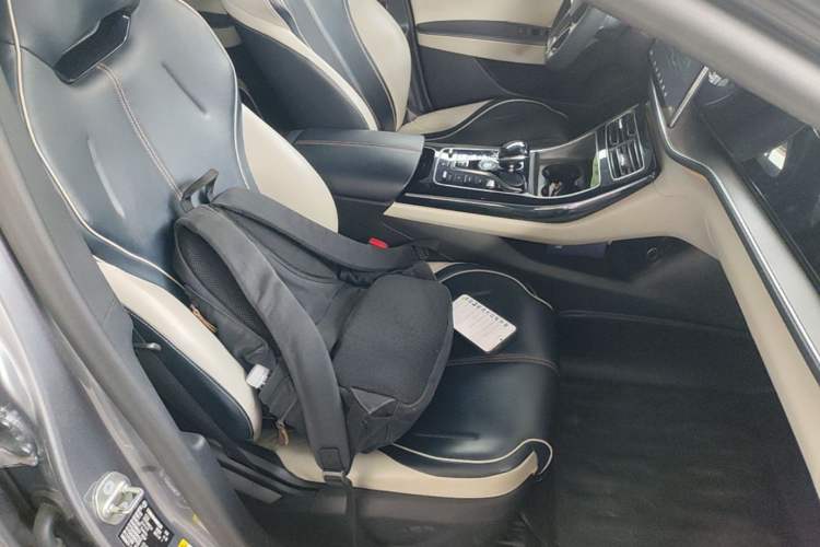 Used BYD Qin PLUS 2021 EV 500KM Premium Model Right Front Seat