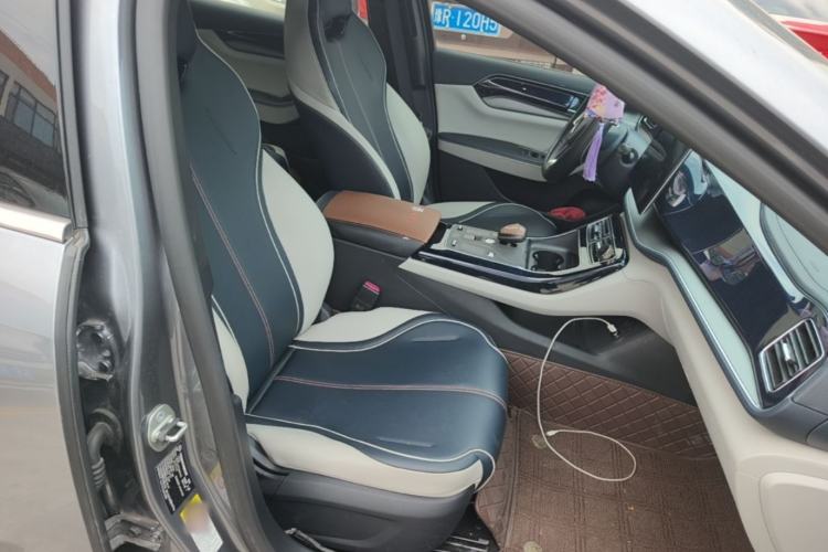 Used BYD Qin PLUS 2021 DM-i 55KM Flagship Model Right Front Seat