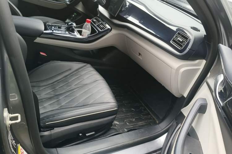 Used BYD Qin PLUS 2021 DM-i 55KM Flagship Model Right Front Seat