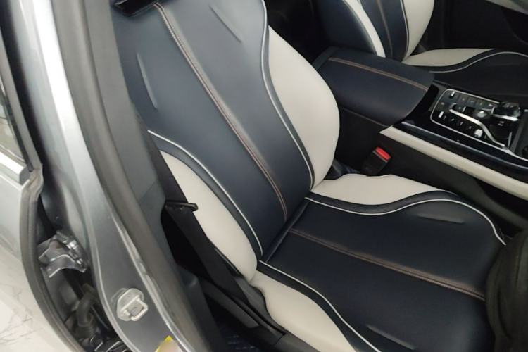 Used BYD Qin PLUS 2021 DM-i 120KM Flagship Model Right Front Seat