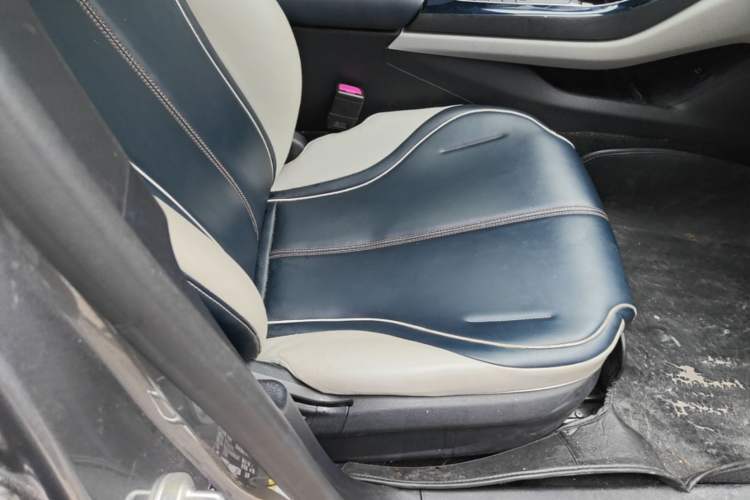 Used BYD Qin PLUS 2021 DM-i 55KM Flagship Model Right Front Seat