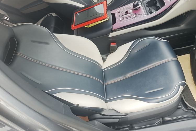 Used BYD Qin PLUS 2021 DM-i 120KM Prestige Model Right Front Seat
