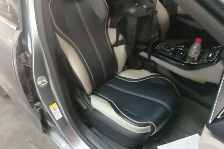 Used BYD Qin PLUS 2021 DM-i 120KM Prestige Model Right Front Seat