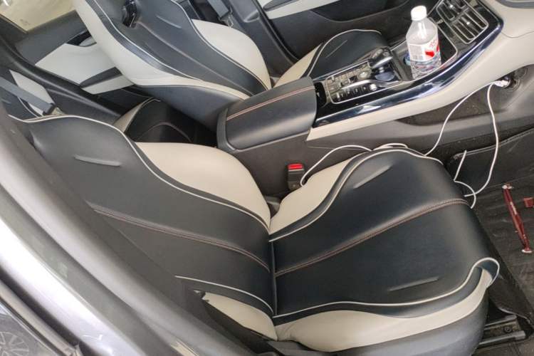 Used BYD Qin PLUS 2021 EV 400KM Luxury Model Right Front Seat