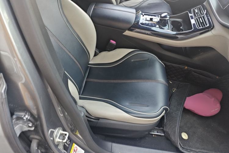 Used BYD Qin PLUS 2021 DM-i 55KM Flagship Model Right Front Seat