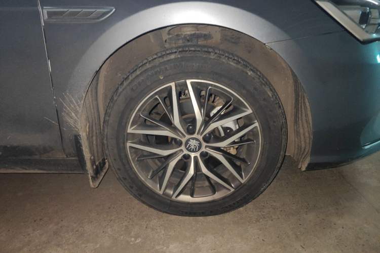 Used BYD Qin PLUS 2021 DM-i 120KM Prestige Model Right Front Wheel Hub