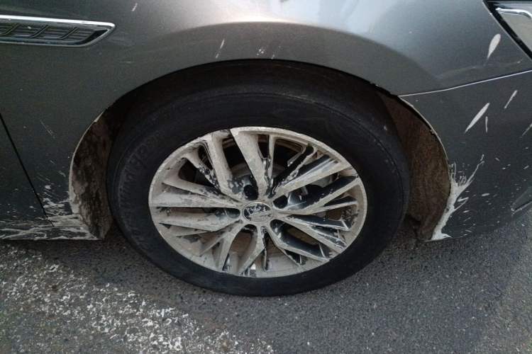 Used BYD Qin PLUS 2021 DM-i 55KM Flagship Model Right Front Wheel Hub