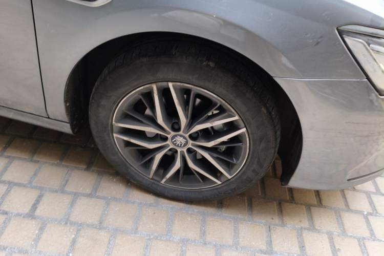 Used BYD Qin PLUS 2021 DM-i 55KM Flagship Model Right Front Wheel Hub