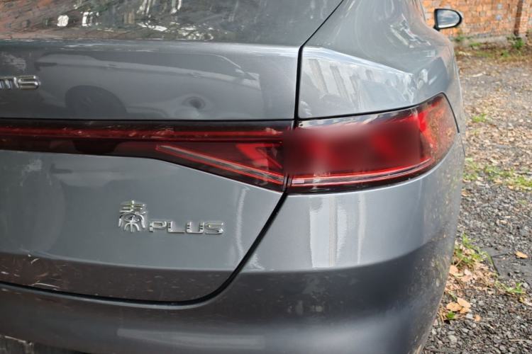 Used BYD Qin PLUS 2021 DM-i 55KM Flagship Model Right Rear Taillight