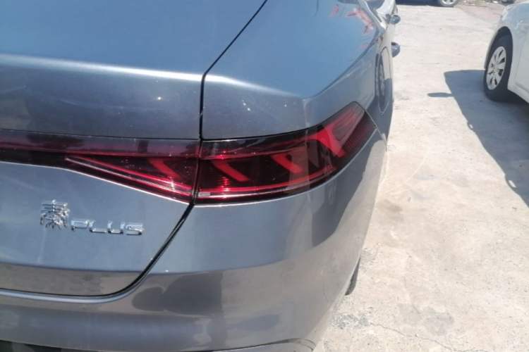 Used BYD Qin PLUS 2021 DM-i 55KM Flagship Model Right Rear Taillight