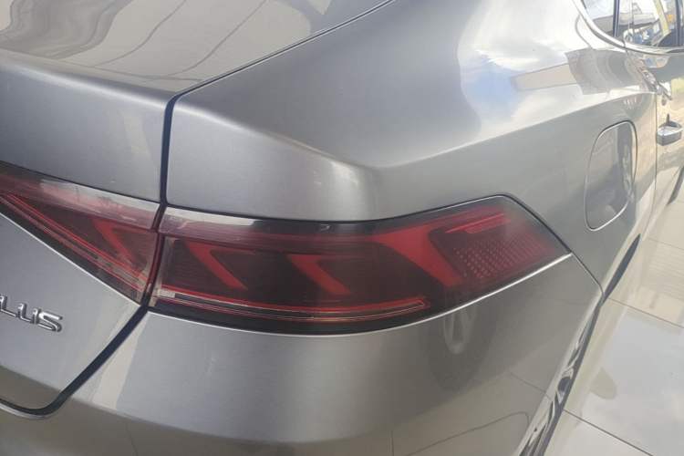 Used BYD Qin PLUS 2021 DM-i 55KM Flagship Model Right Rear Taillight