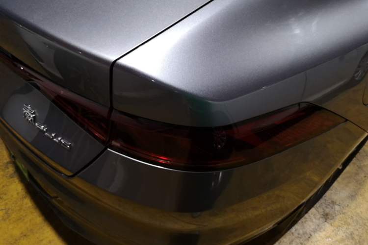 Used BYD Qin PLUS 2021 DM-i 55KM Prestige Model Right Rear Taillight