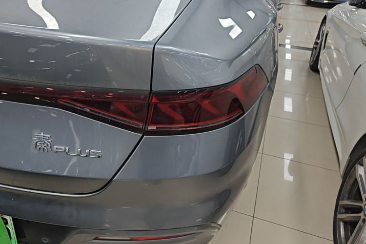 Used BYD Qin PLUS 2021 DM-i 55KM Prestige Model Right Rear Taillight