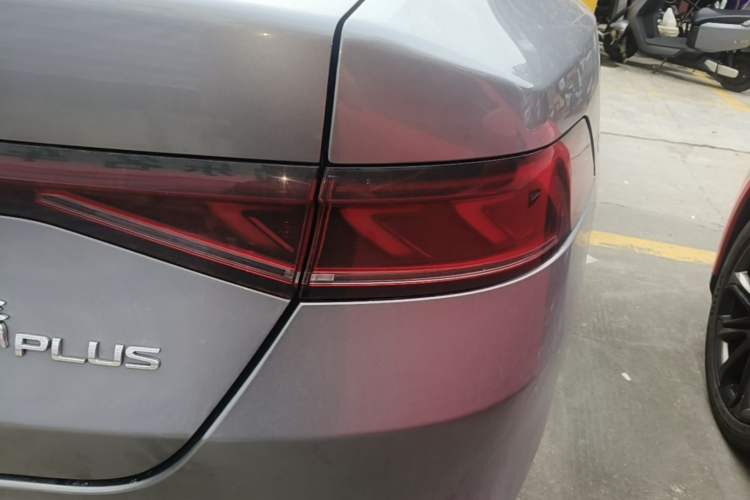 Used BYD Qin PLUS 2021 DM-i 55KM Flagship Model Right Rear Taillight