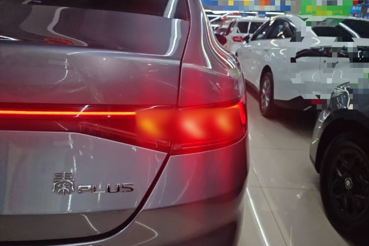 Used BYD Qin PLUS 2021 DM-i 55KM Flagship Model Right Rear Taillight