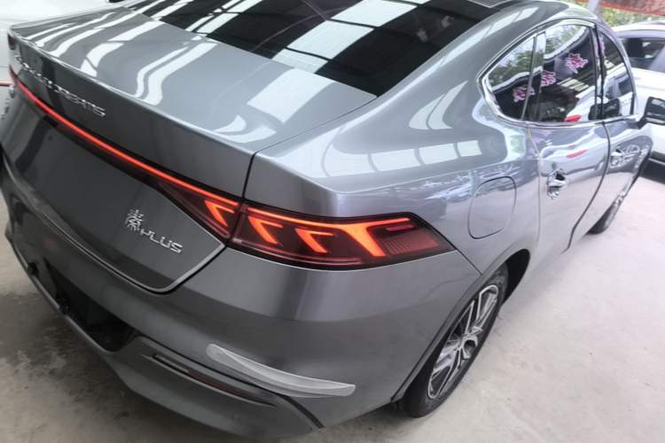 Used BYD Qin PLUS 2021 DM-i 55KM Flagship Model Right Rear Taillight