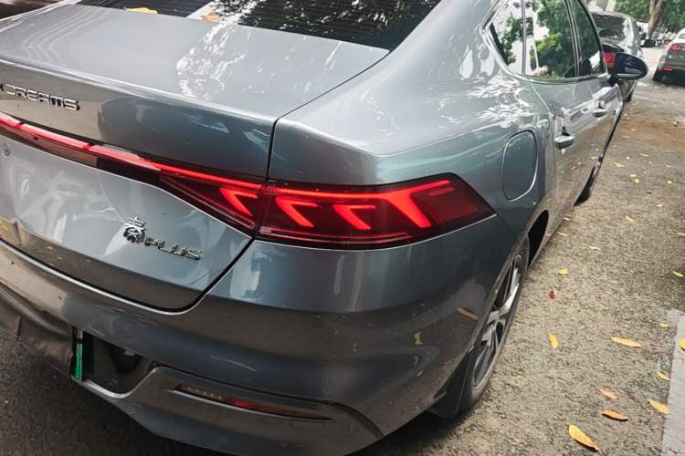 Used BYD Qin PLUS 2021 DM-i 55KM Flagship Model Right Rear Taillight