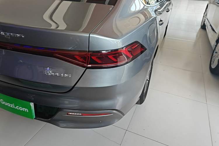 Used BYD Qin PLUS 2021 DM-i 55KM Prestige Model Right Rear Taillight