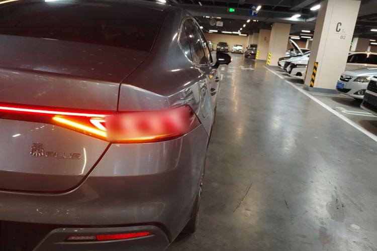 Used BYD Qin PLUS 2021 DM-i 55KM Flagship Model Right Rear Taillight