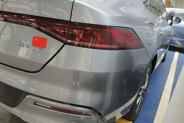 Used BYD Qin PLUS 2021 DM-i 55KM Flagship Model Right Rear Taillight