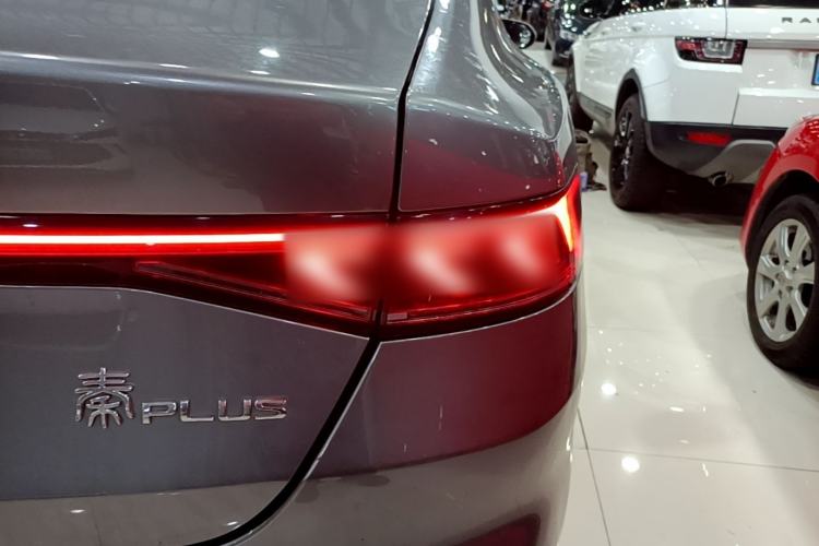 Used BYD Qin PLUS 2021 DM-i 55KM Flagship Model Right Rear Taillight