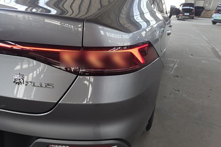 Used BYD Qin PLUS 2021 DM-i 55KM Flagship Model Right Rear Taillight