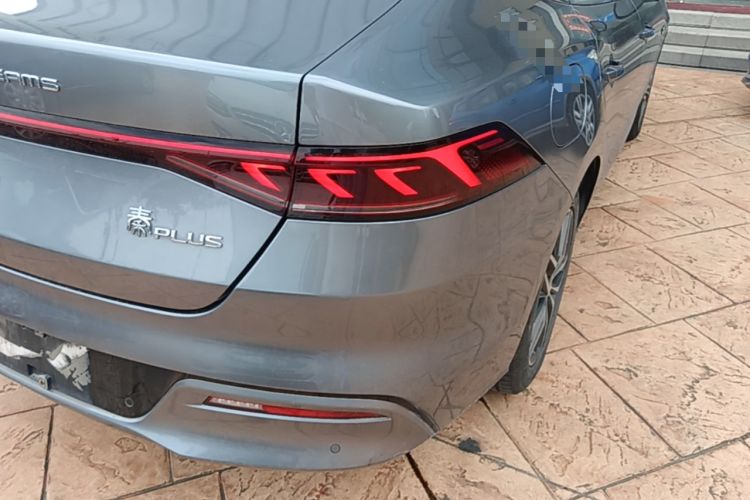 Used BYD Qin PLUS 2021 EV 500KM Luxury Model Right Rear Taillight