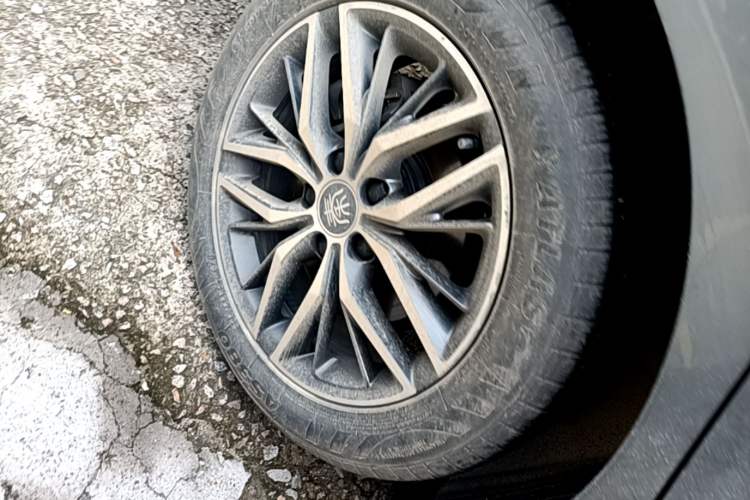Used BYD Qin PLUS 2021 DM-i 55KM Flagship Model Right Rear Wheel Hub
