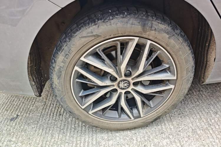 Used BYD Qin PLUS 2021 DM-i 55KM Flagship Model Right Rear Wheel Hub