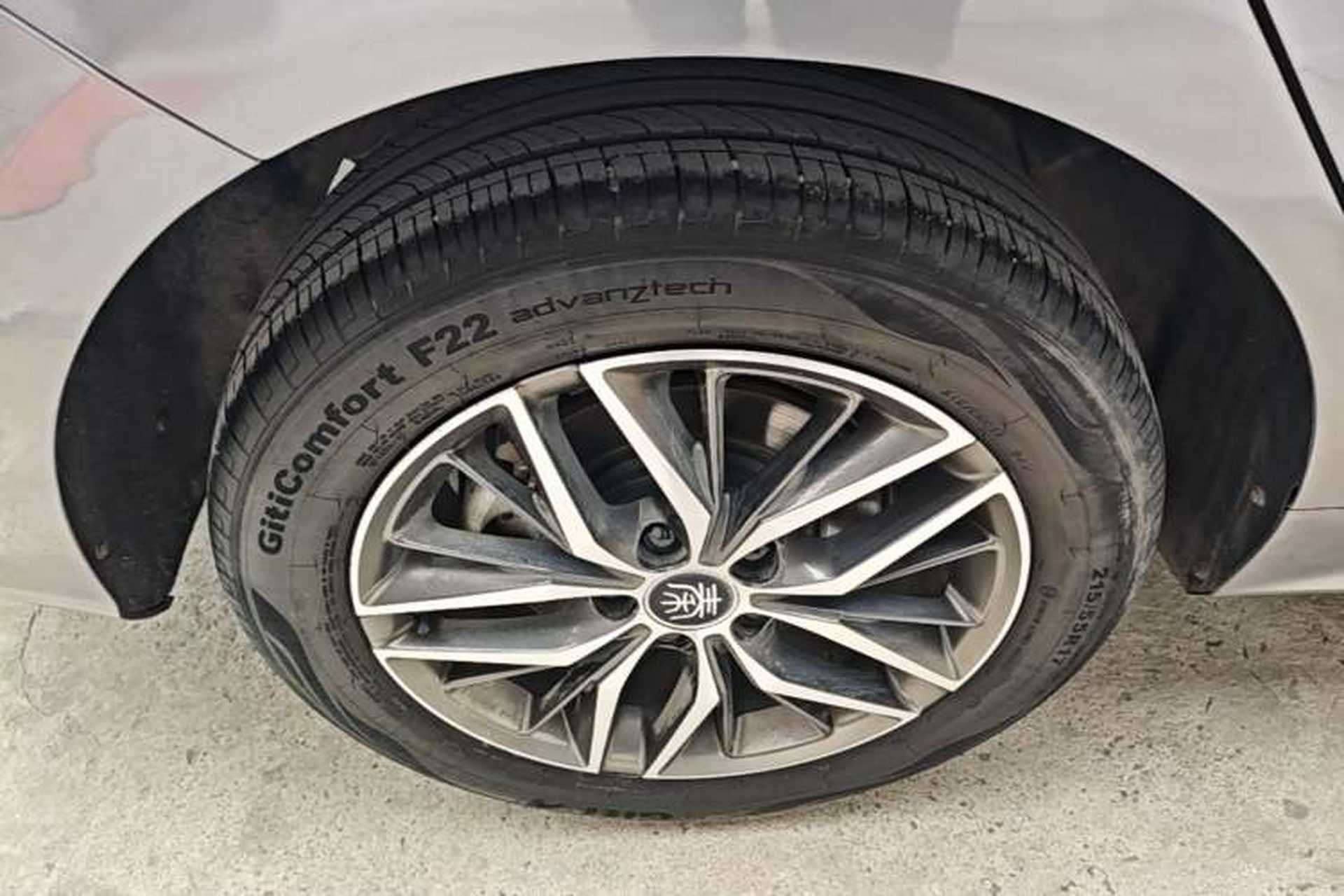 Used BYD Qin PLUS 2021 DM-i 55KM Flagship Model Right Rear Wheel Hub