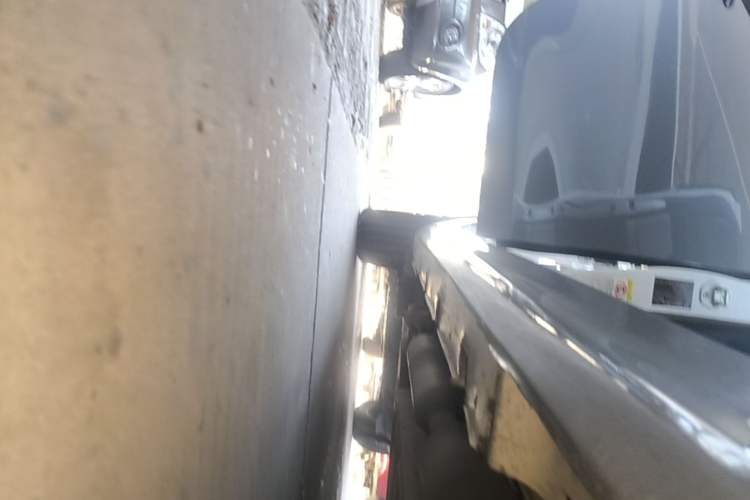Used BYD Qin PLUS 2021 DM-i 55KM Flagship Model Right Side Sill