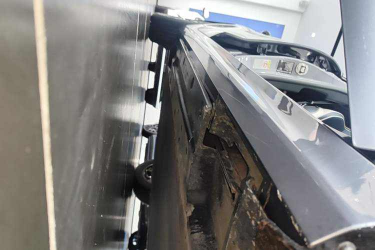 Used BYD Qin PLUS 2021 EV 500KM Luxury Model Right Side Sill
