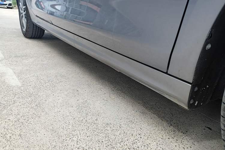 Used BYD Qin PLUS 2021 EV 500KM Luxury Model Right Side Sill